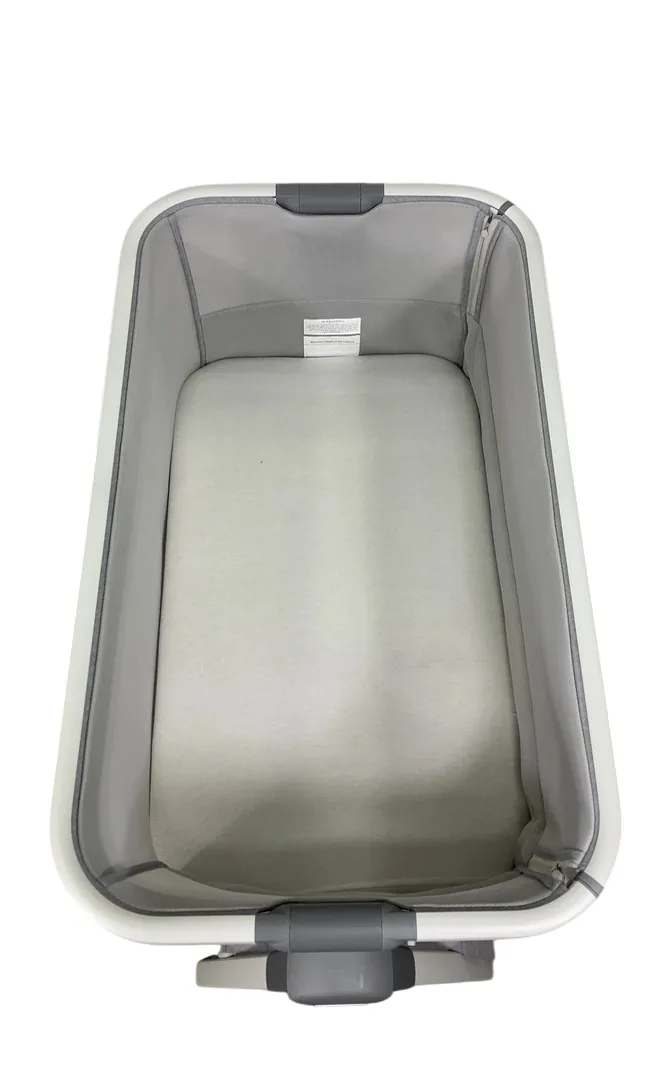 Venice Child California Dreaming Portable Bedside Bassinet, Gray